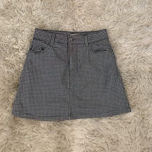 BRANDY MELVILLE SKIRT